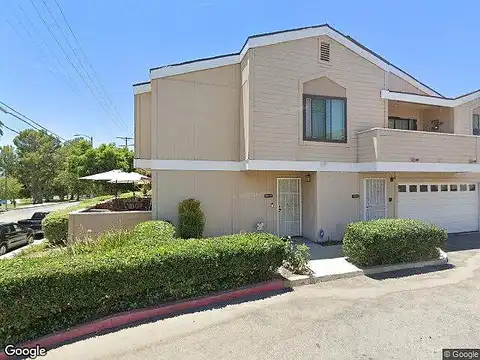 Hubbard St, Sylmar, CA 91342