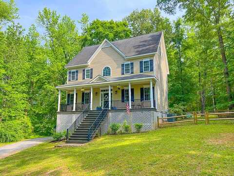 Beachcliff, BLACKSTONE, VA 23824