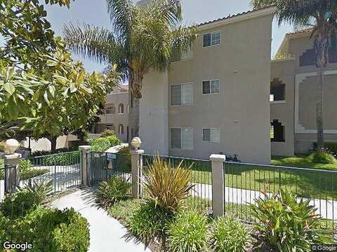 Warner Ave, Huntington Beach, CA 92649