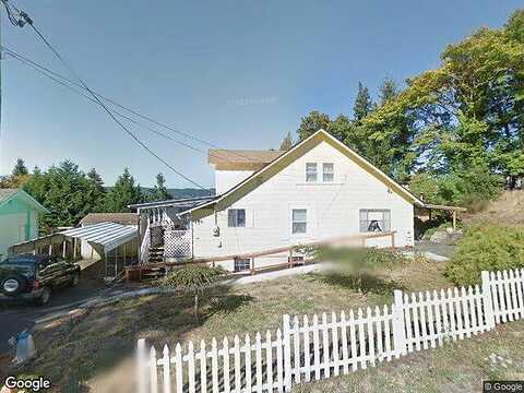 S 3Rd Place, Kalama, WA 98625