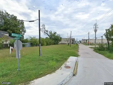 Brooks St, Houston, TX 77026