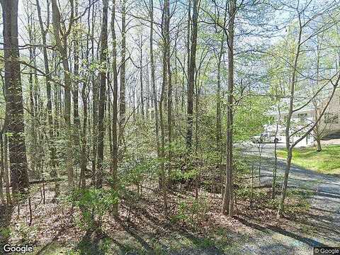 Eisenhower Dr, King George, VA 22485