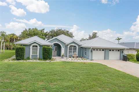 Riverbend Drive, Labelle, FL 33935