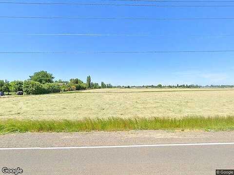 Sawtelle Dr, Woodburn, OR 97071