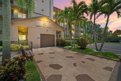 Sw 15Th St, Pembroke Pines, FL 33027