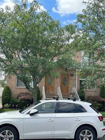 Royce, BROOKLYN, NY 11234
