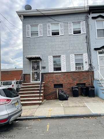 Crittenden, NEWARK, NJ 07104