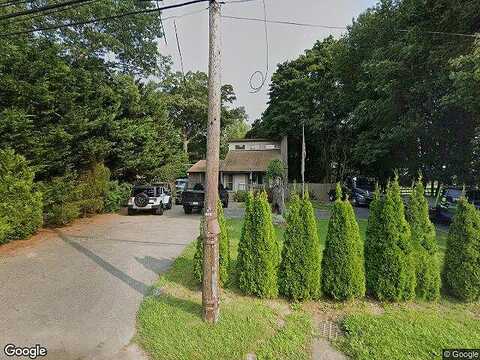 Middle, RIVERHEAD, NY 11901