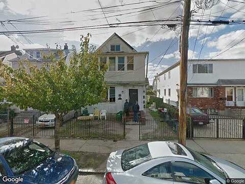 171St, JAMAICA, NY 11433