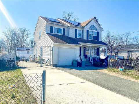 21St, WYANDANCH, NY 11798
