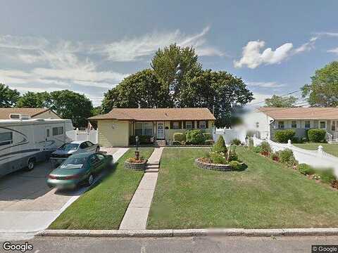 Chestnut, CENTRAL ISLIP, NY 11722