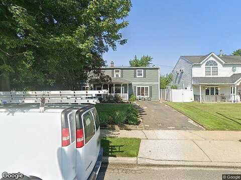 Ranch, LEVITTOWN, NY 11756