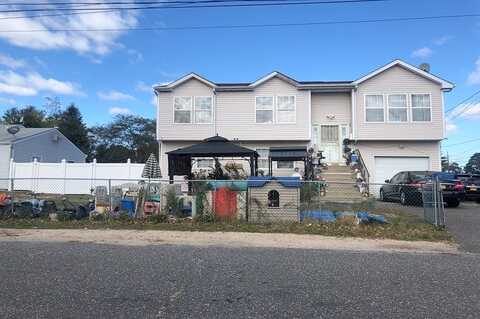 Fairtown, BAY SHORE, NY 11706