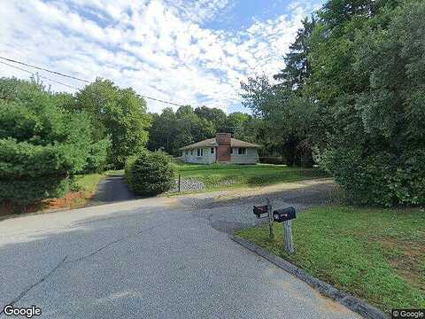 Oak Ridge, COLCHESTER, CT 06415