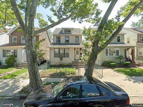 243 38 144Th Ave, ROSEDALE, NY 11422