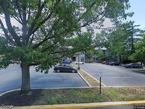 Huntley Square Dr Unit T2, TEMPLE HILLS, MD 20748