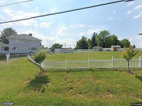 Collier Rd, Georges Township, PA 15401