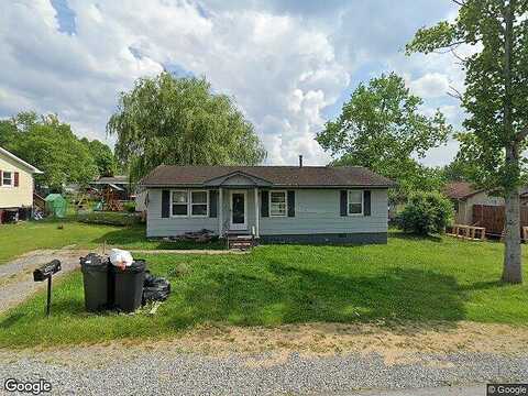 24Th, OAK HILL, WV 25901