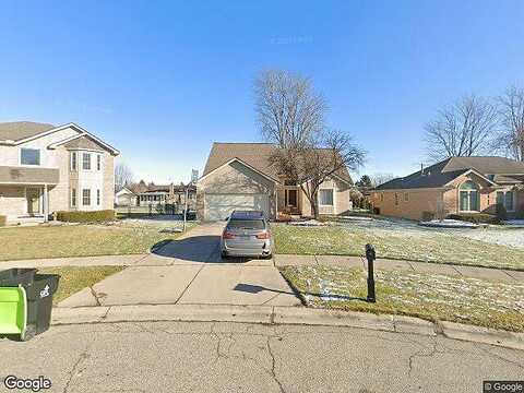 Skyler, CHESTERFIELD, MI 48047