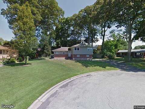 Norman, GLEN COVE, NY 11542