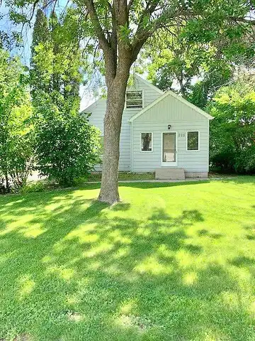 Renville, WINTHROP, MN 55396