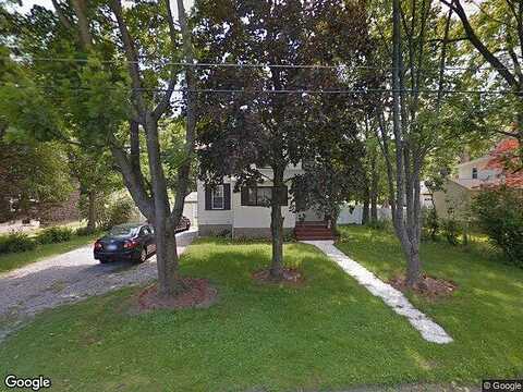 Maple, OAKVILLE, CT 06779