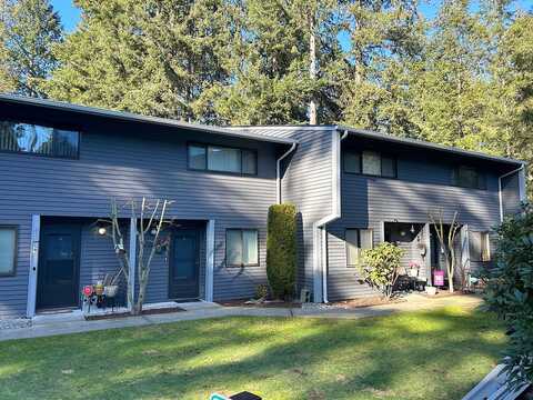 Bristonwood Drive West D, University Place, WA 98467