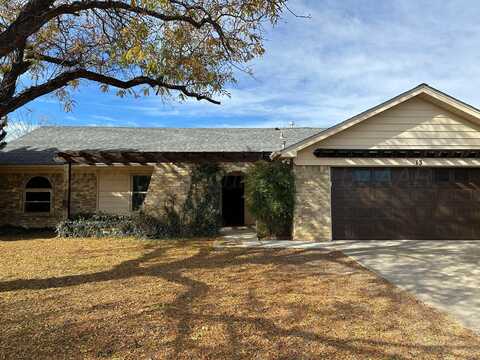 13 IDLEWOOD Lane, Canyon, TX 79015