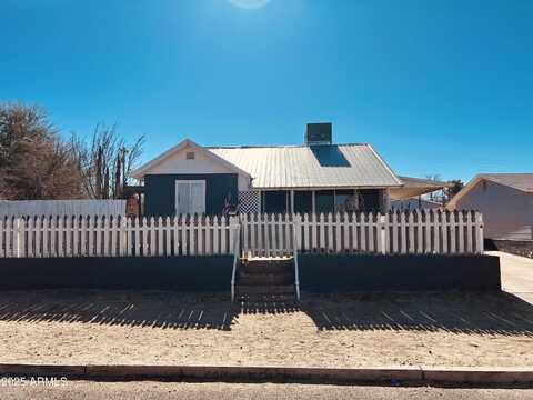 295 W Bonita Street, Benson, AZ 85602