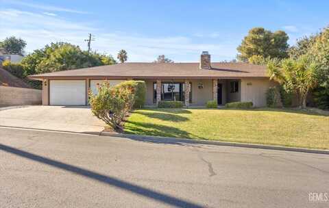 605 Washington Avenue, Taft, CA 93268