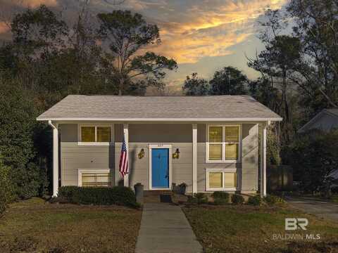 357 S School Street, Fairhope, AL 36532