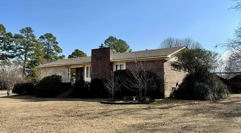 810 Eastwood Drive, Russellville, AR 72801