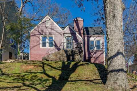 1305 Dugdale Street, Chattanooga, TN 37405