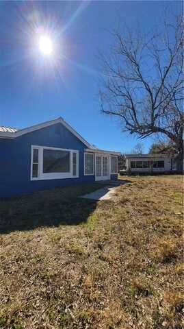 266 S Vista Drive, Sandia, TX 78383