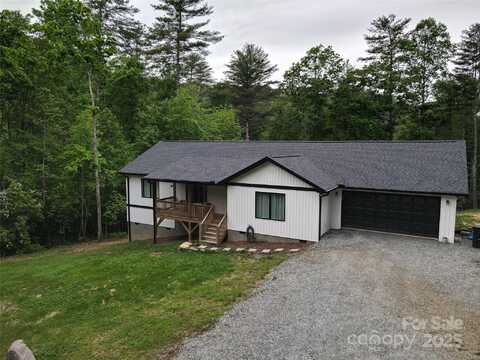 22 Larry Mcdonald Memorial Drive, Hendersonville, NC 28739