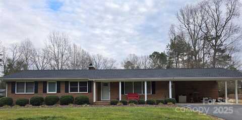 549 Dairy Road, Troy, NC 27371