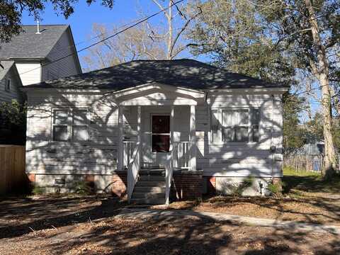 613 W 1st N Street, Summerville, SC 29483