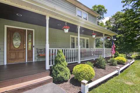 17 Eastview Drive, New Fairfield, CT 06812