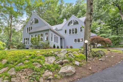 100 Ferndale Drive, Easton, CT 06612