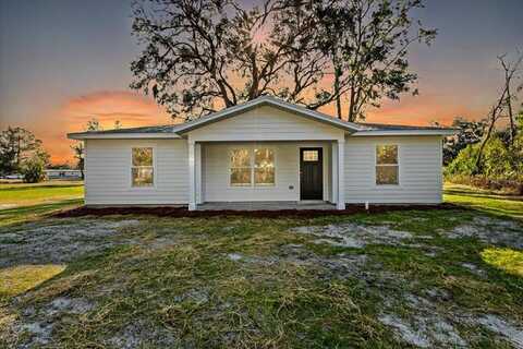 104 Rowland Blvd, Trenton, FL 32693