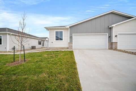 1570 Foxtail Drive SE, Altoona, IA 50009