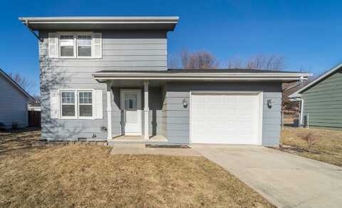 2301 Swan Drive, Norwalk, IA 50211