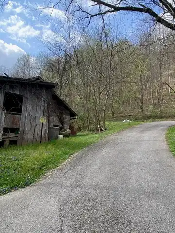 00 Hamilton Lane, Pikeville, KY 41501