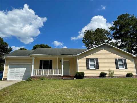 6717 Sandfield Court, Fayetteville, NC 28304