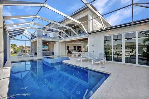 5610 De Soto Court, Cape Coral, FL 33904
