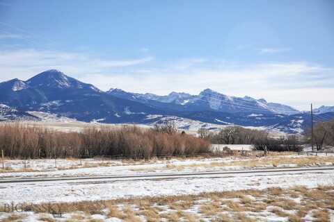 17 West Point, Livingston, MT 59047