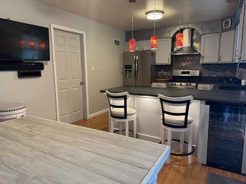 407 Ben Drive, Schererville, IN 46375