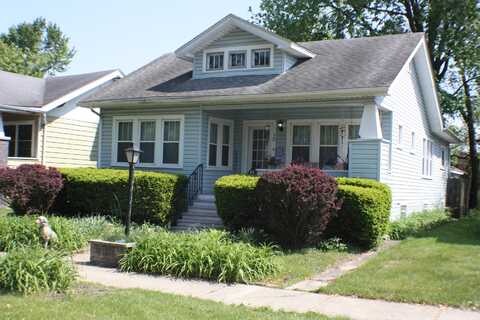 12 Midway Court, Hammond, IN 46324