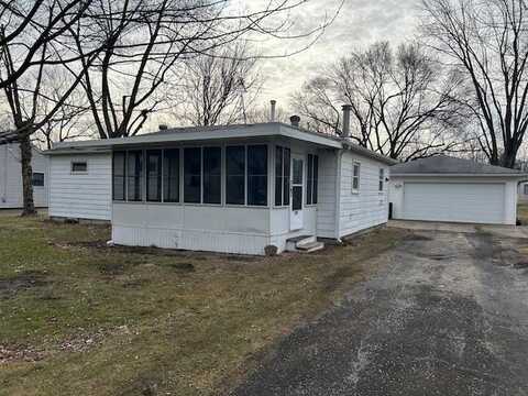 229 Oak Street, Crown Point, IN 46307