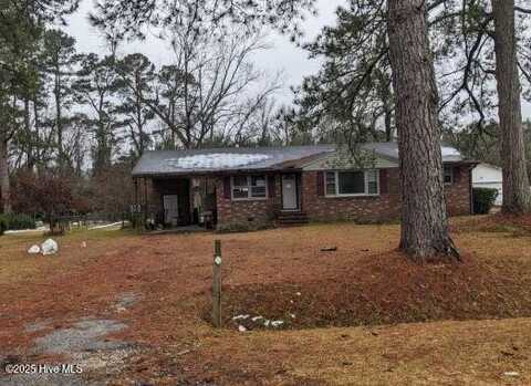 129 Sunset Avenue, Whiteville, NC 28472